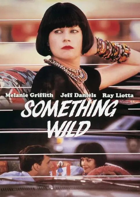 揭秘电影《散弹露露》：动作与幽默的完美碰撞，如何打造一部让人肾上腺素飙升的惊悚喜剧？